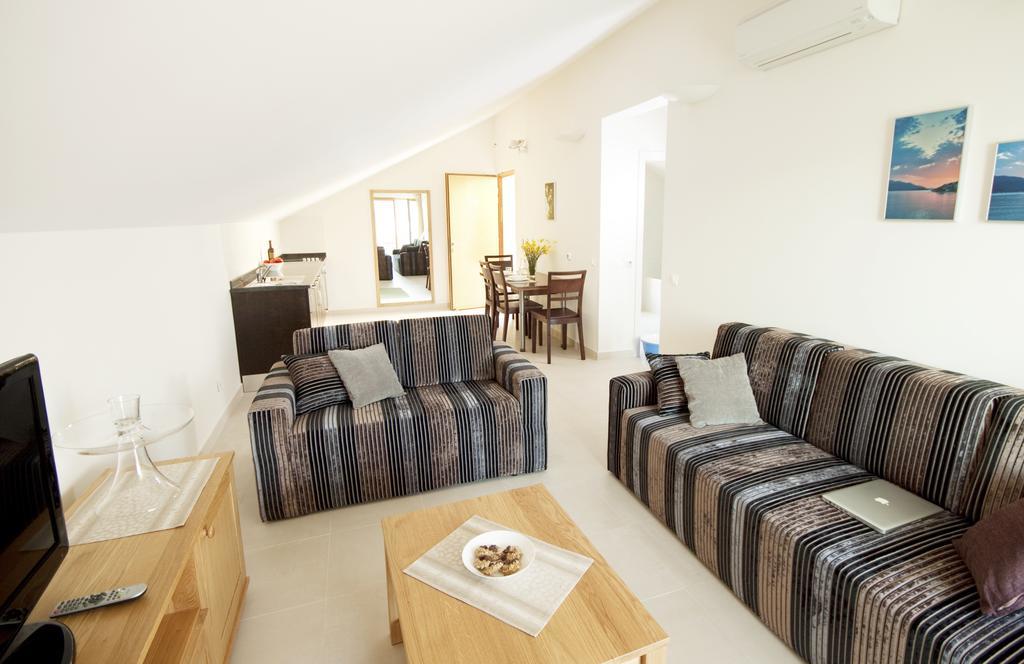 Eol Apartments Viganj Buitenkant foto