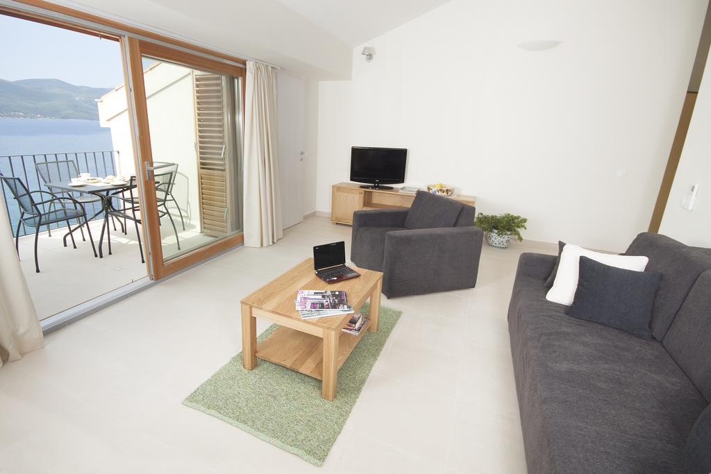 Eol Apartments Viganj Buitenkant foto
