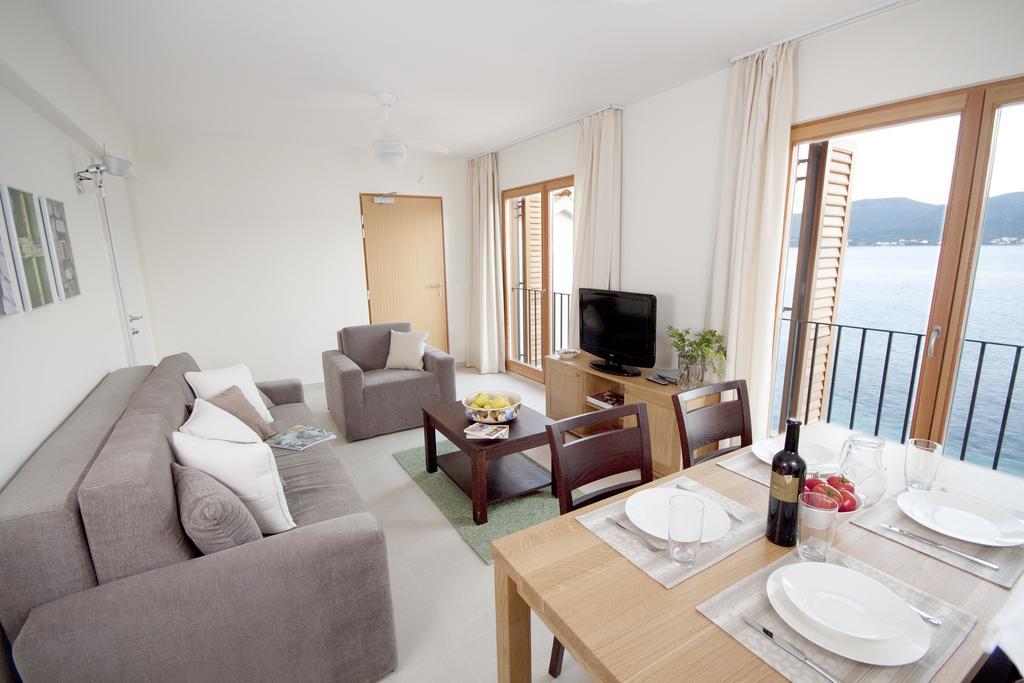 Eol Apartments Viganj Buitenkant foto