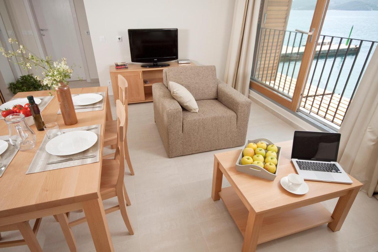 Eol Apartments Viganj Buitenkant foto